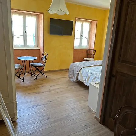 Nel Caruggio - * Mornese